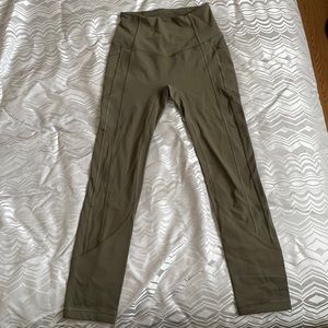 Lululemon “All the right places crop” 23” size 2